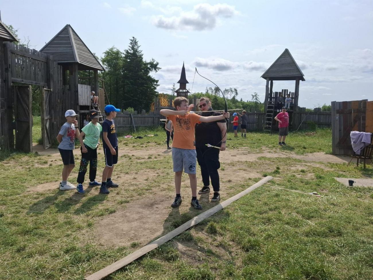Školní výlet do outdoorového resortu Březová 5.A a 5.B