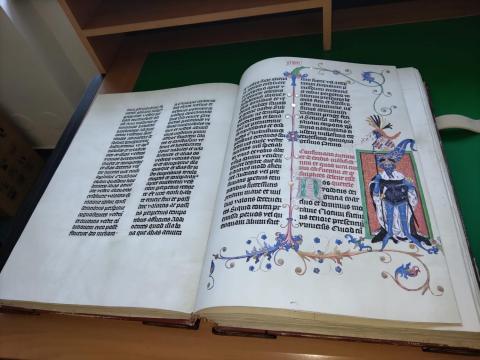 HUMANITNÍ SEMINÁŘ V ARCHIVU