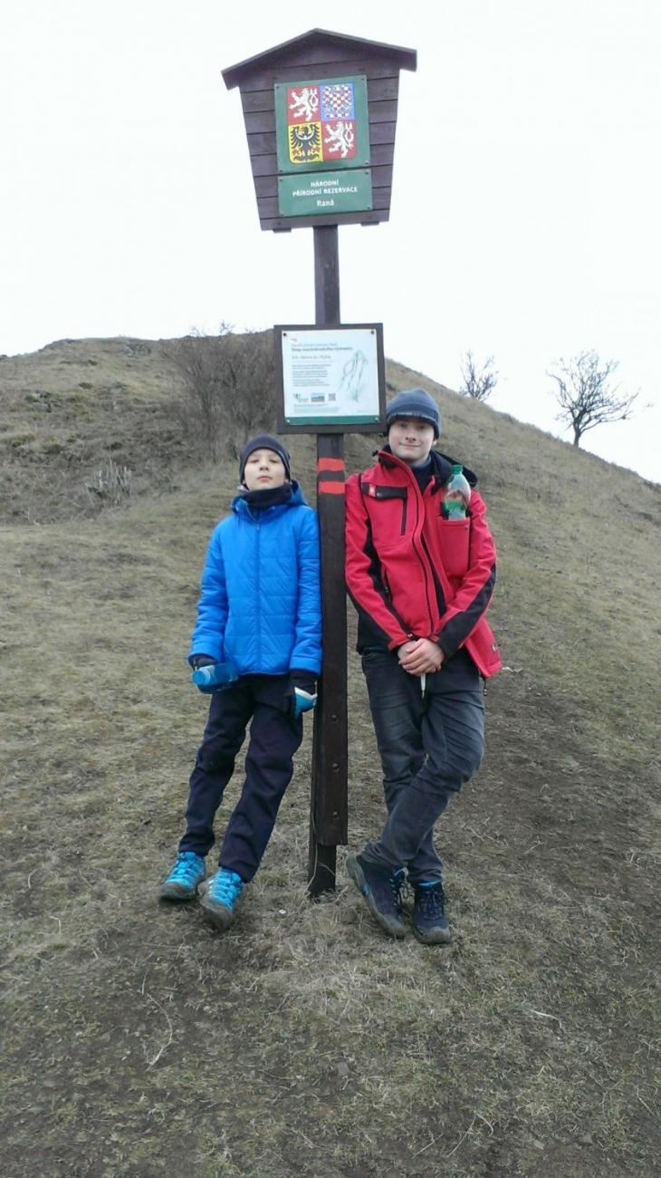 Záchrana okáče skalního v Českém středohoří – výjezd badatelského kroužku