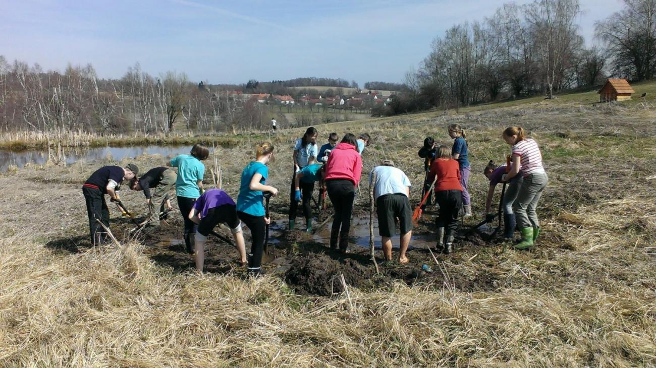 Kopání tůněk u Uhřínovic – výjezd badatelského kroužku 29.–31.3.2019