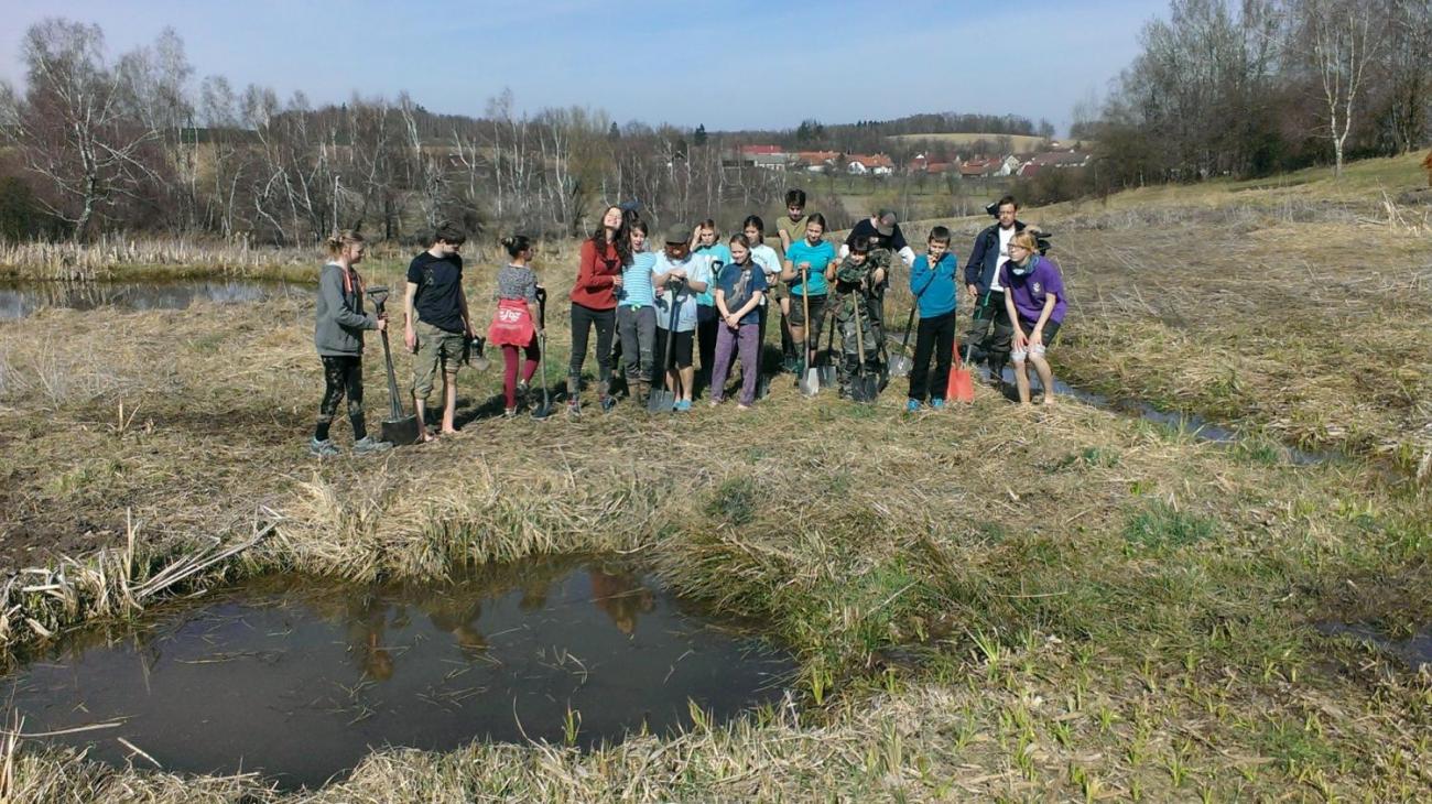 Kopání tůněk u Uhřínovic – výjezd badatelského kroužku 29.–31.3.2019