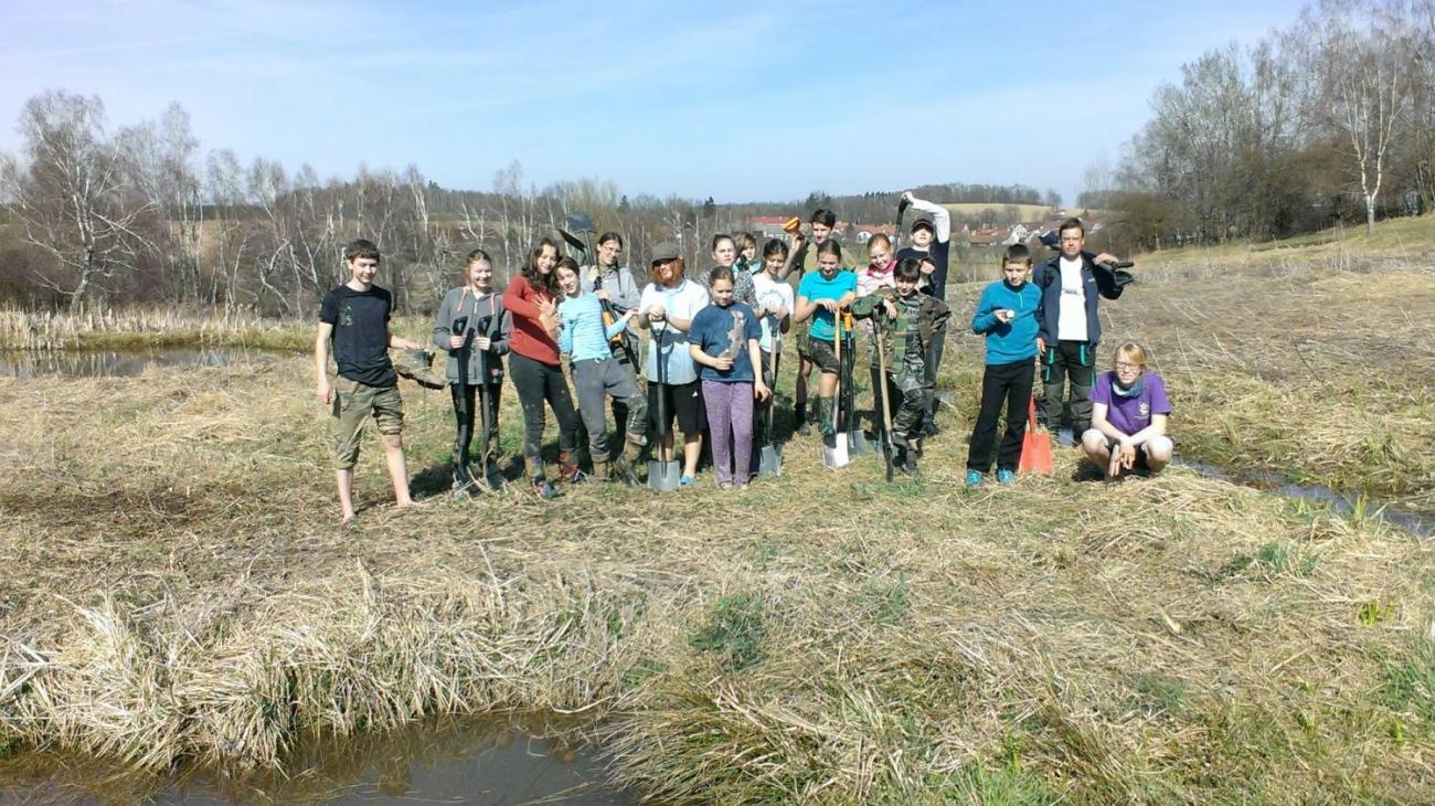 Kopání tůněk u Uhřínovic – výjezd badatelského kroužku 29.–31.3.2019