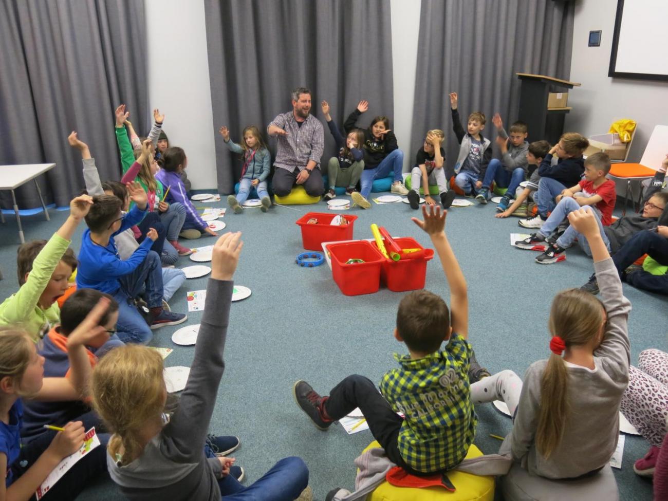 Svět je velký orchestr (3. C)