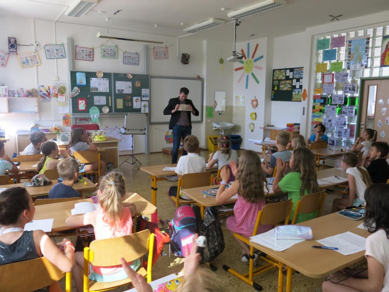Překvapení na rozloučenou aneb možná přijde i kouzelník (3. C)
