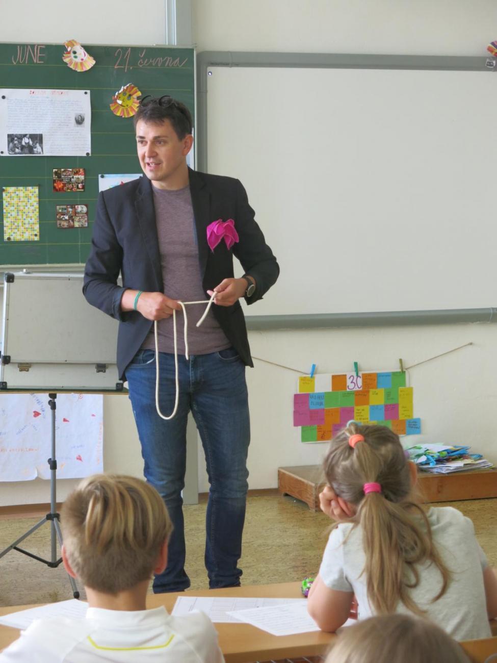 Překvapení na rozloučenou aneb možná přijde i kouzelník (3. C)