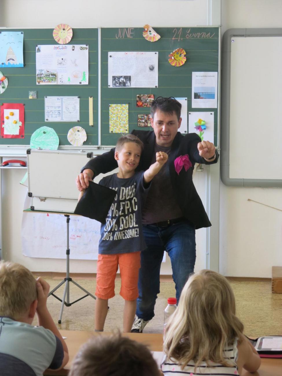 Překvapení na rozloučenou aneb možná přijde i kouzelník (3. C)