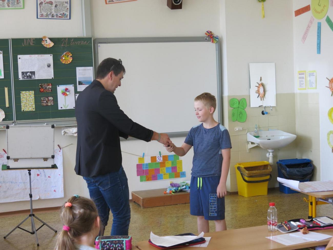 Překvapení na rozloučenou aneb možná přijde i kouzelník (3. C)