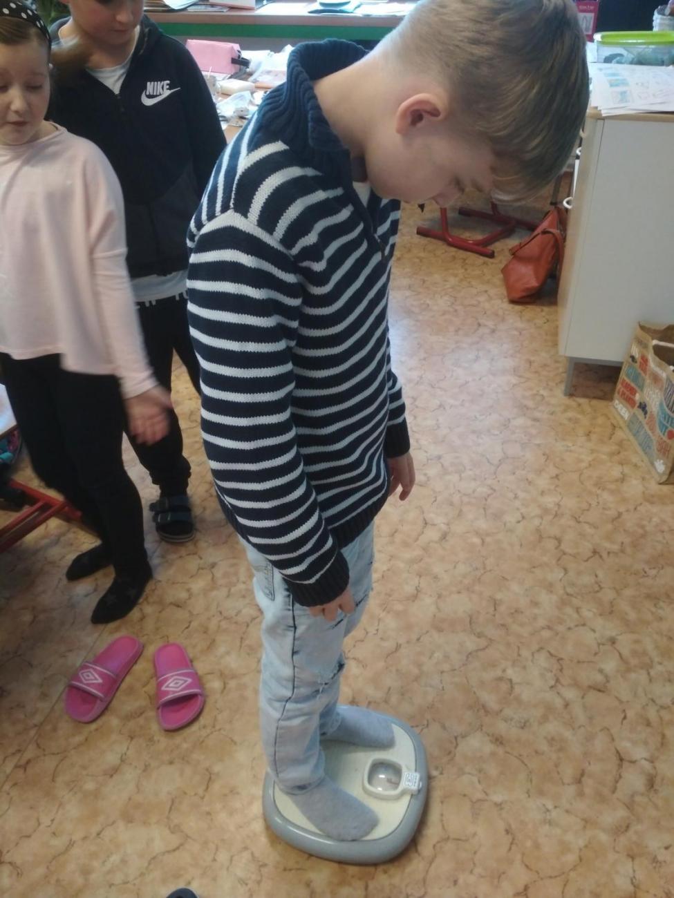 Badatelské dopoledne - Vlastnosti látek (4. A)