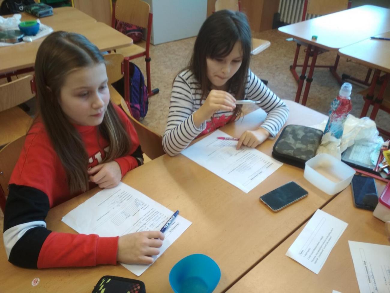 Badatelské dopoledne - Vlastnosti látek (4. A)