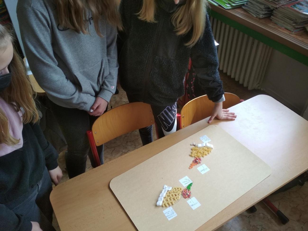 Distanční výuka je jako plavba po moři (5.A)