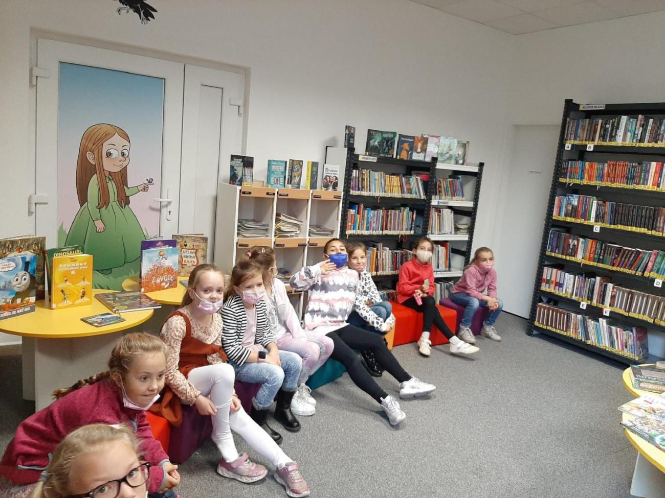 Návštěva knihovny - Pasování na čtenáře 2.C