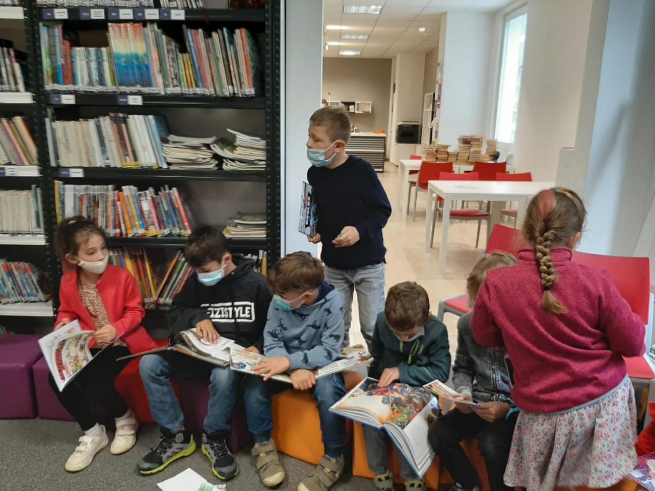 Návštěva knihovny - Pasování na čtenáře 2.C
