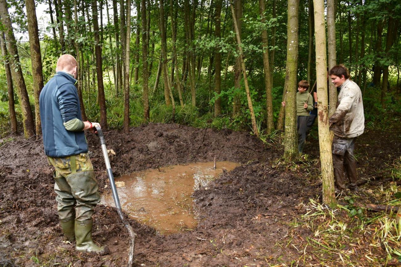 Badatelský kroužek – obnova tůněk pro obojživelníky u Měšína