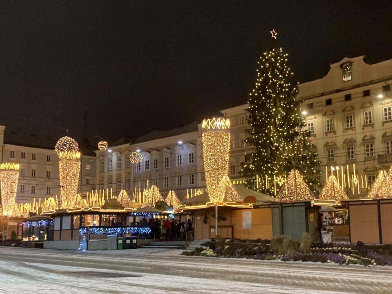 Frohe Weihnachten aus Linz