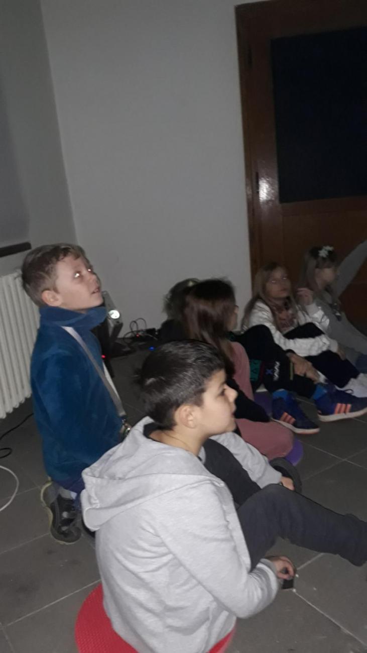 Okem, uchem i rukou 2.C