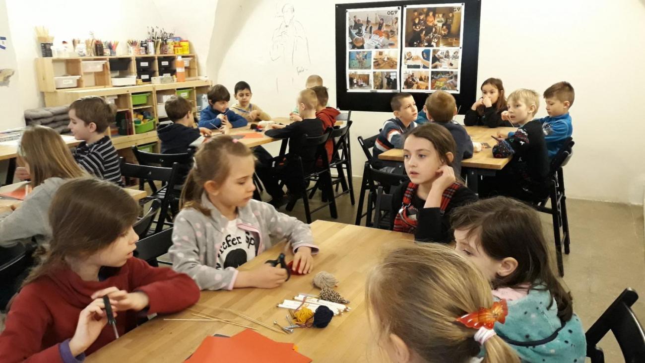 Okem, uchem i rukou 2.C