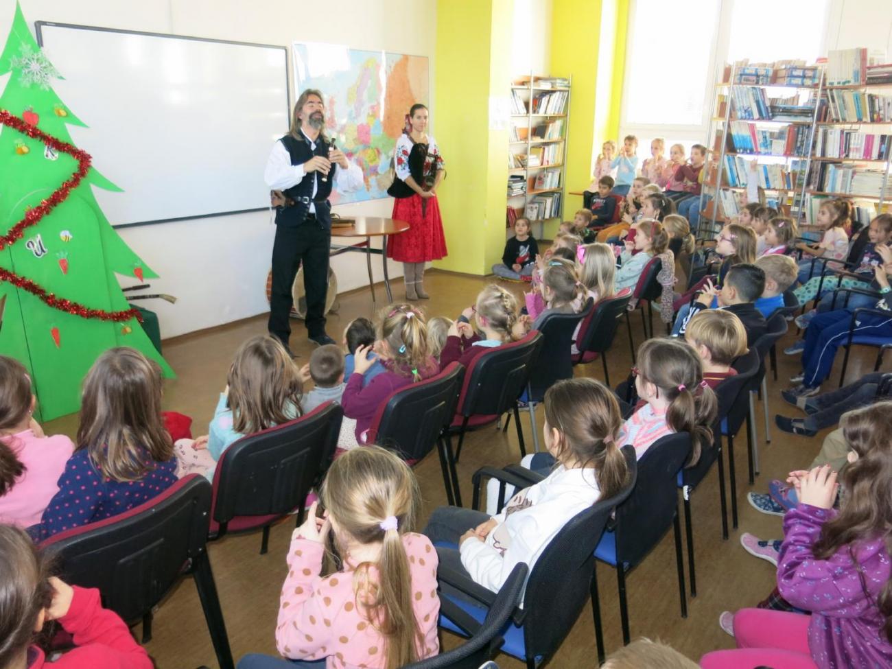 Koledování s dudáky 1. ročník, 2. A