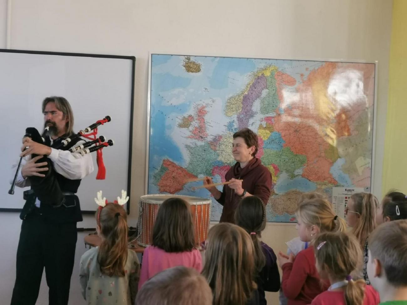 Koledování s dudáky 1. ročník, 2. A