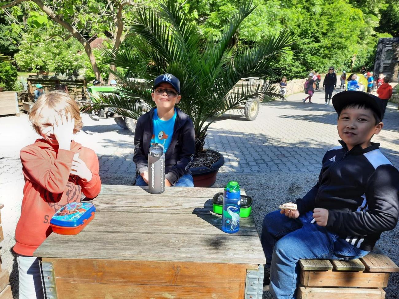 Návštěva ZOO - turistický den 2.B