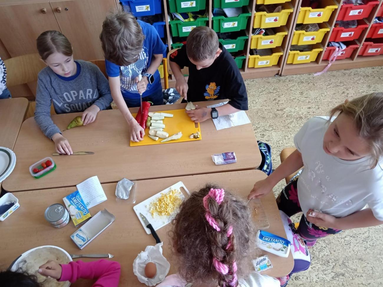 Příprava svačiny 2.B