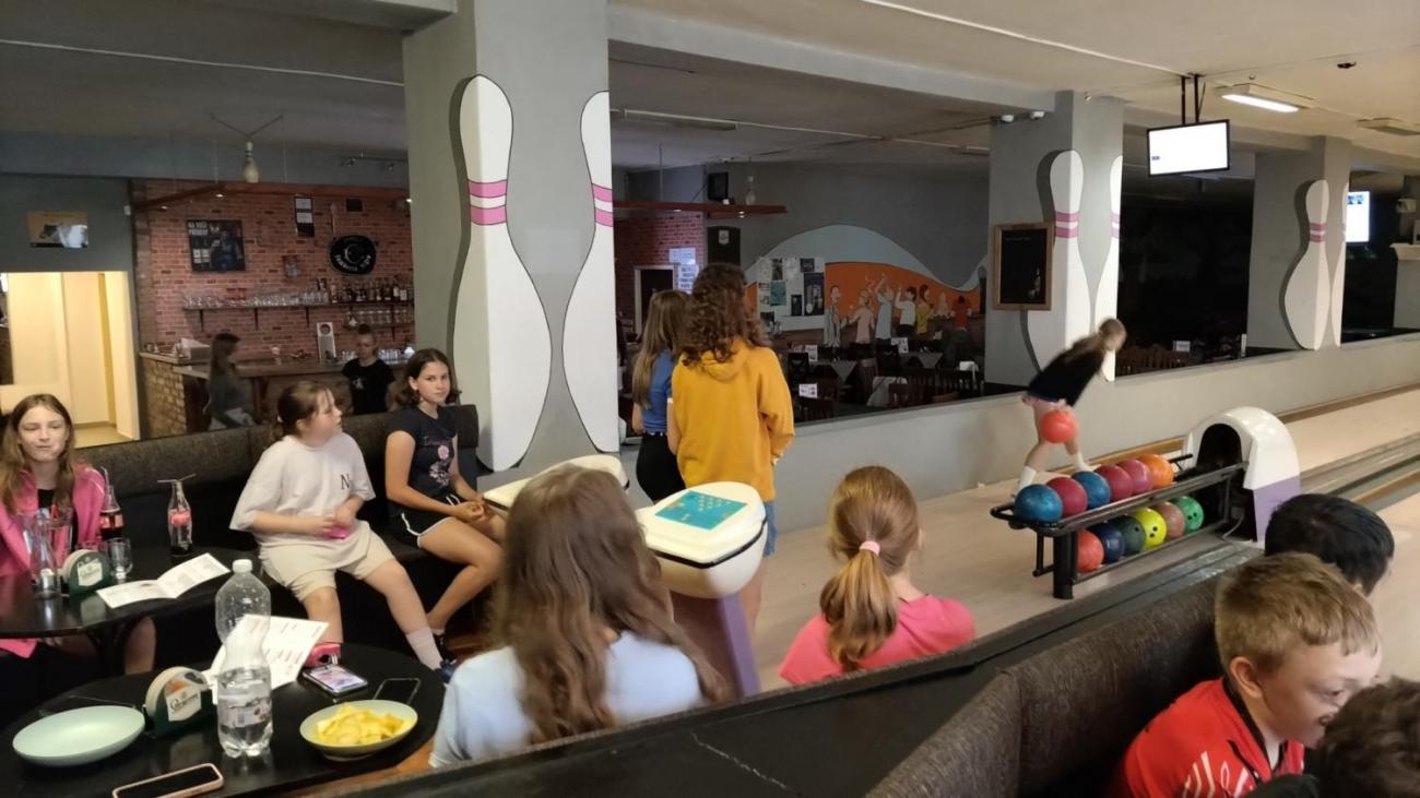 Bowling - 6.C