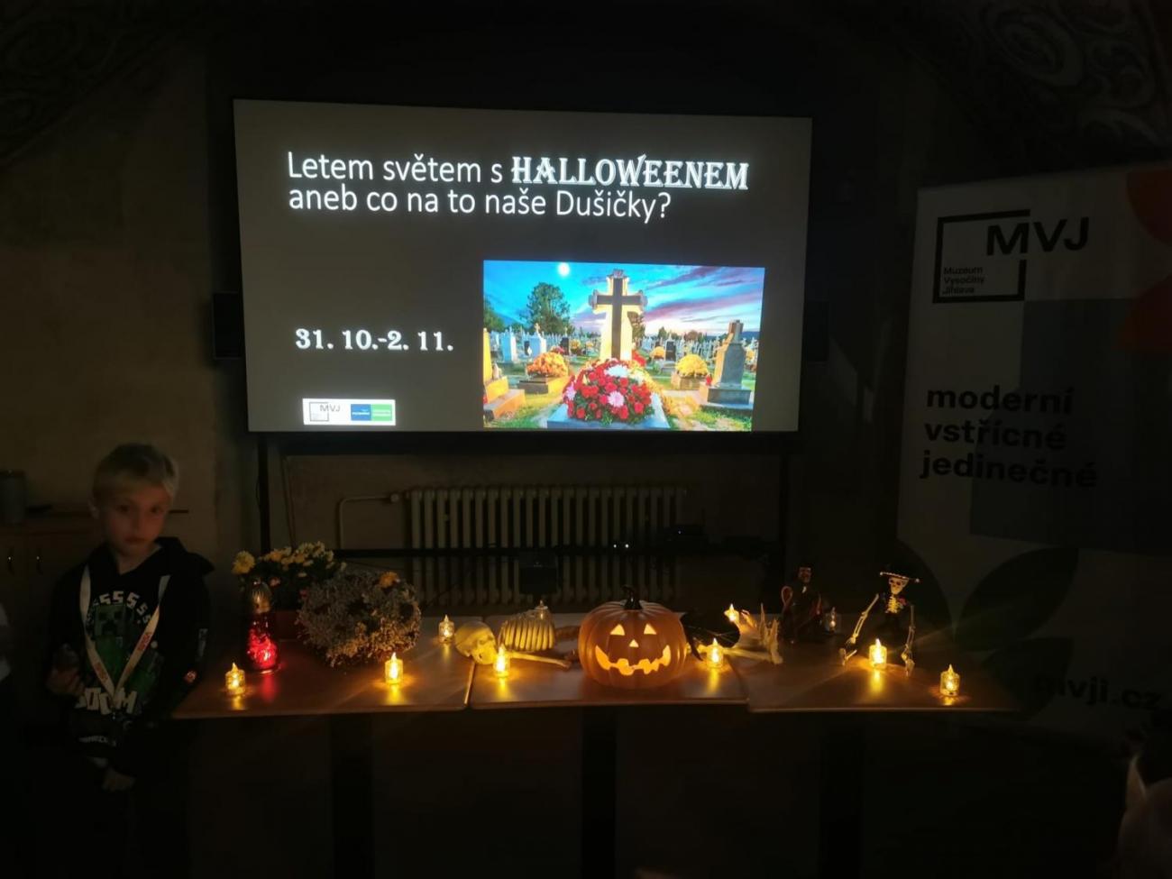 Letem světem s Halloweenem aneb co na to Dušičky? 2. ročník