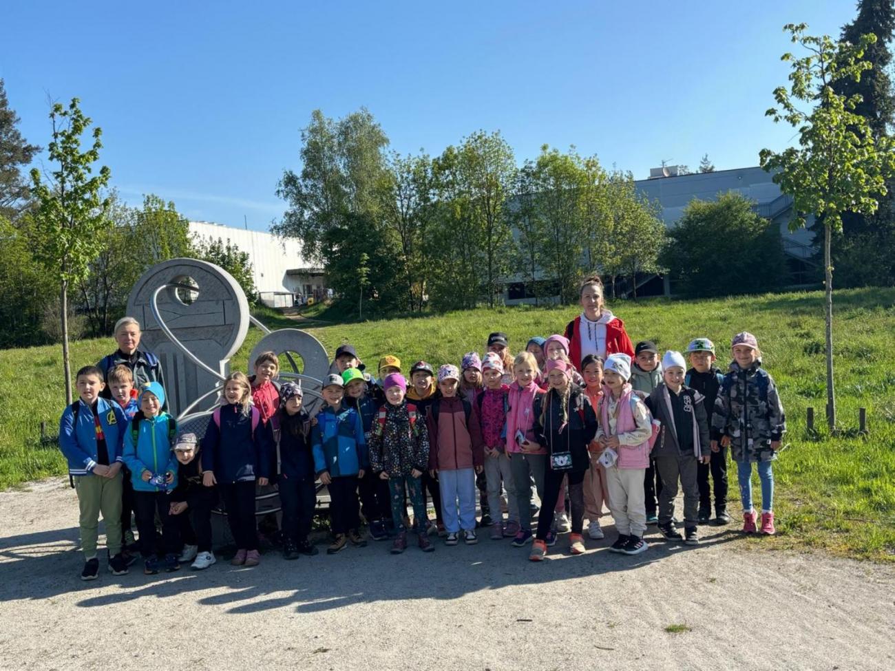Jarní turistický den – výlet k rybníku Borovinka 1.B