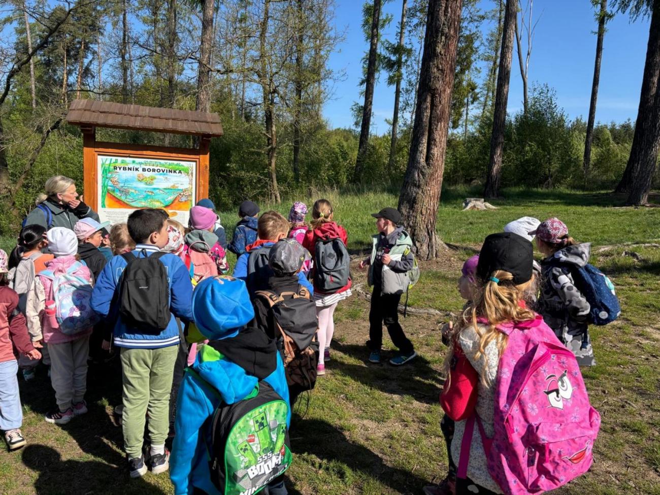 Jarní turistický den – výlet k rybníku Borovinka 1.B