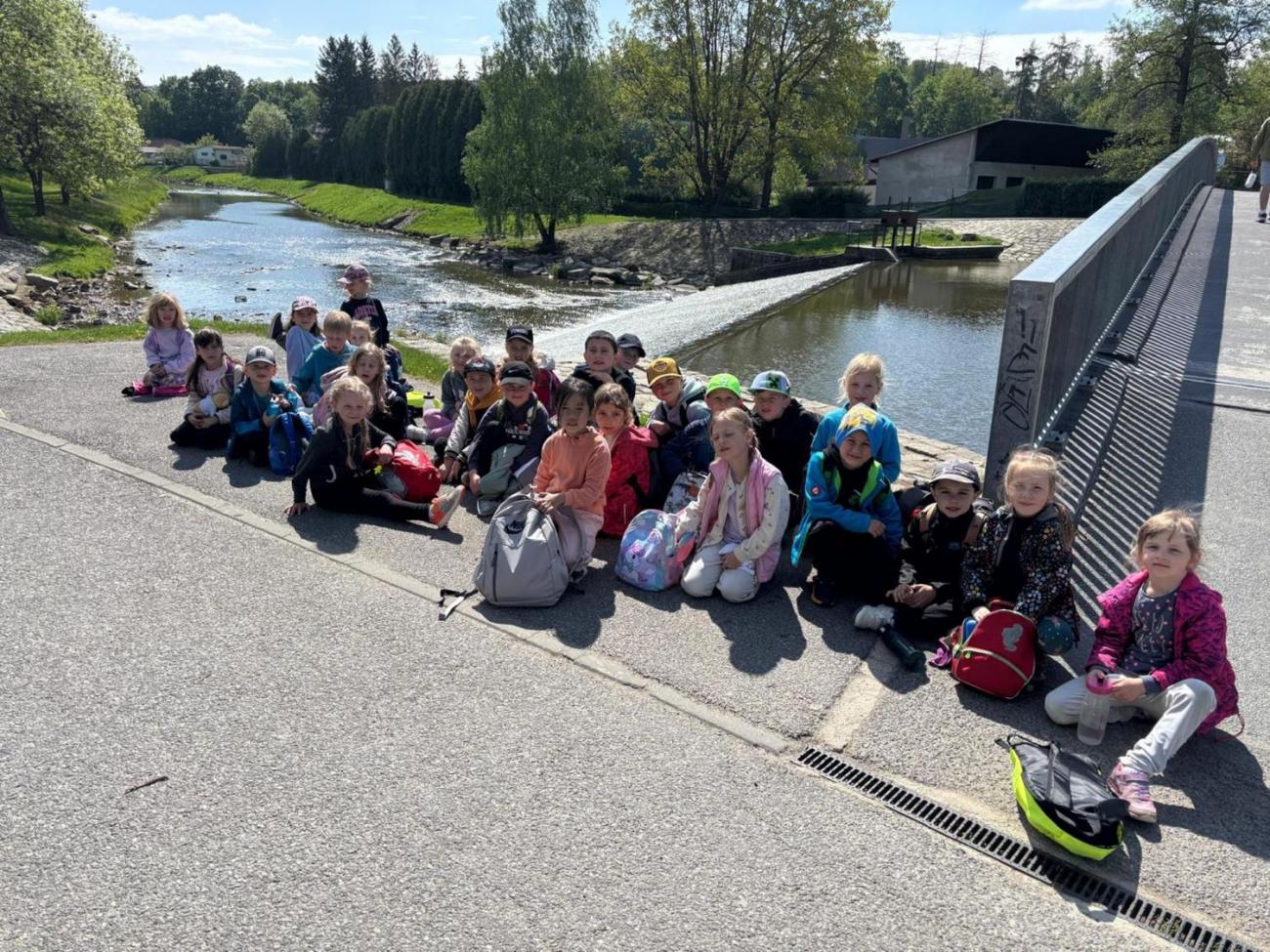 Jarní turistický den – výlet k rybníku Borovinka 1.B