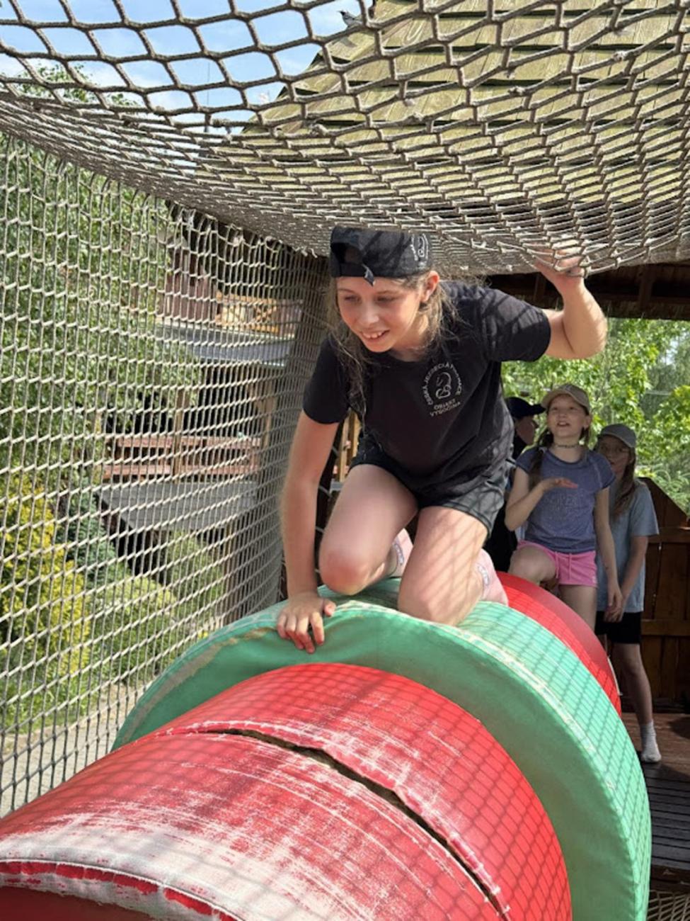 Školní výlet do outdoorového resortu Březová 5.A a 5.B
