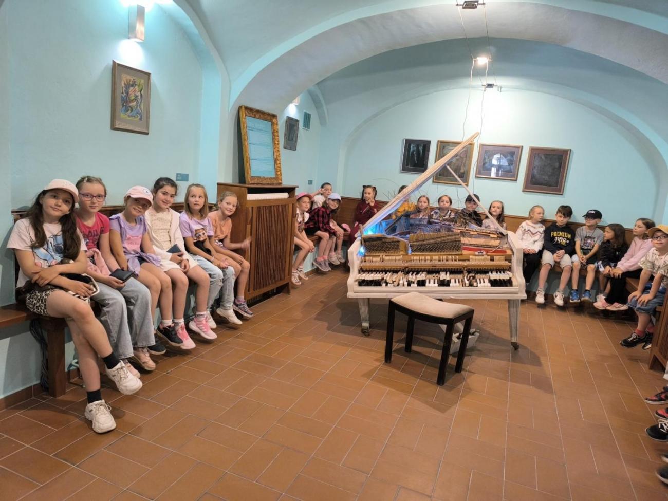 Až za velkou louží 2.A