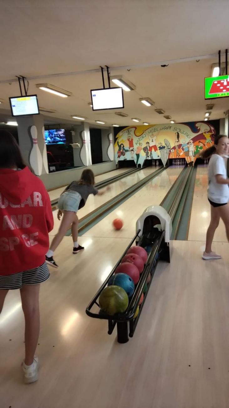 Bowling 7.C