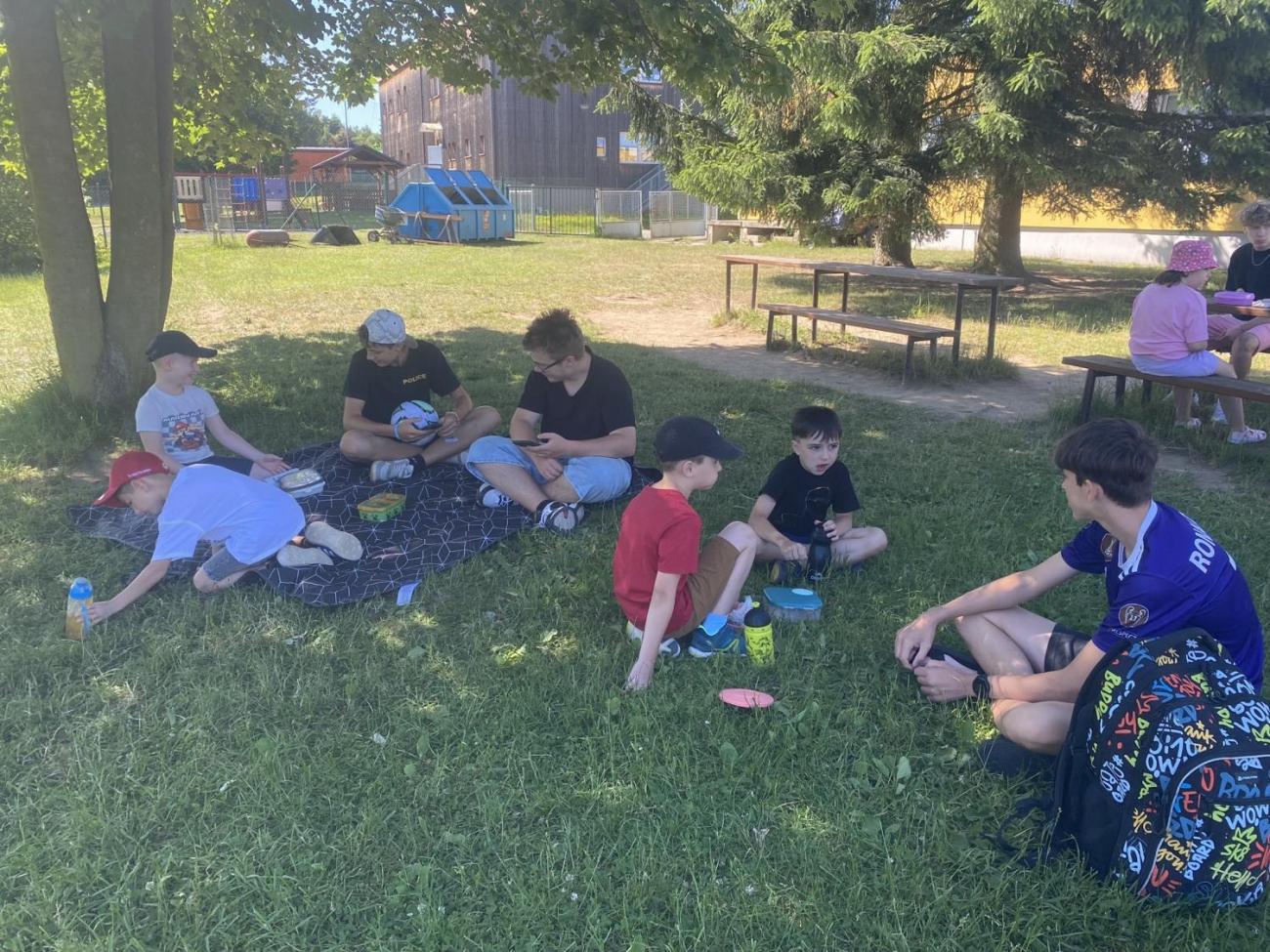Spolupráce 1.B a 9.B