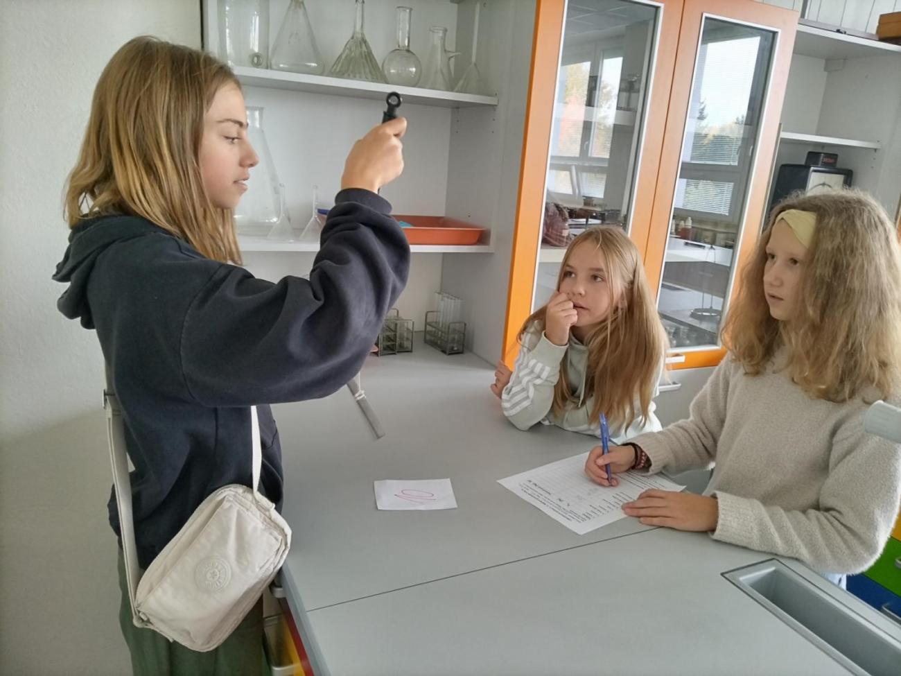 Praktická měření gravitační síly 6. ročník