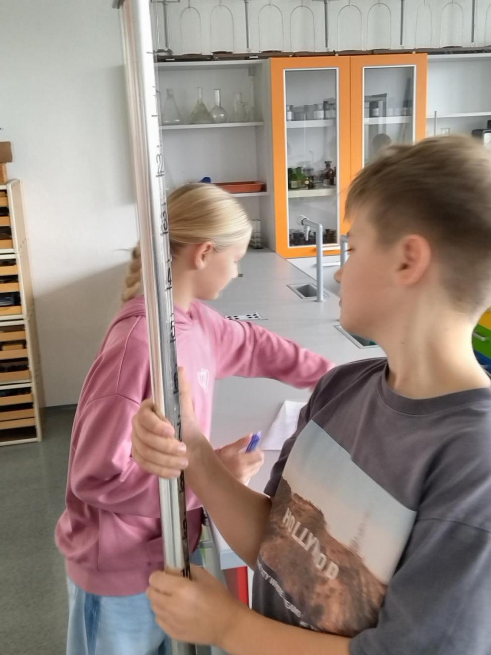 Praktická měření gravitační síly 6. ročník