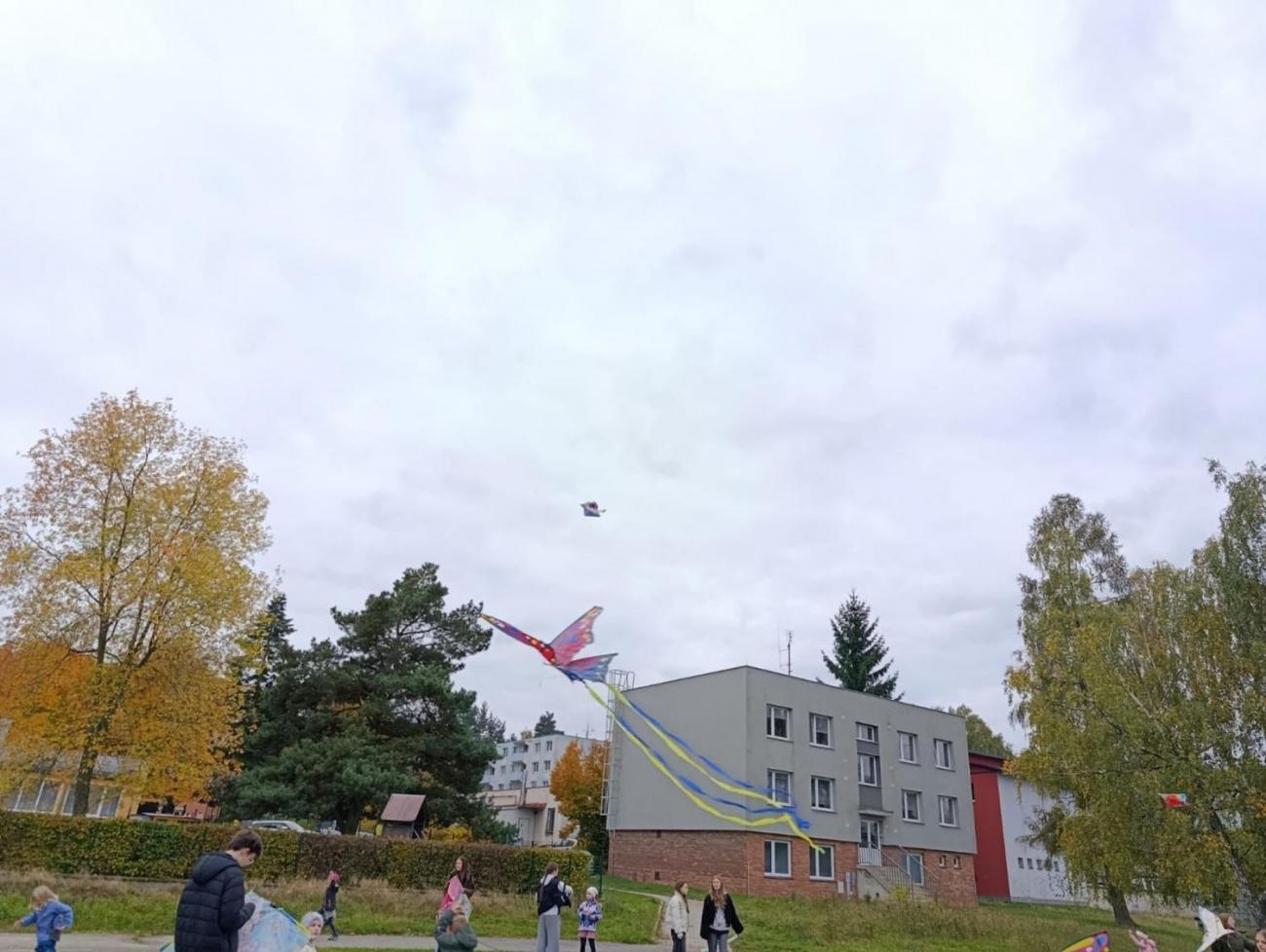 Pouštění draků s deváťáky 1.C