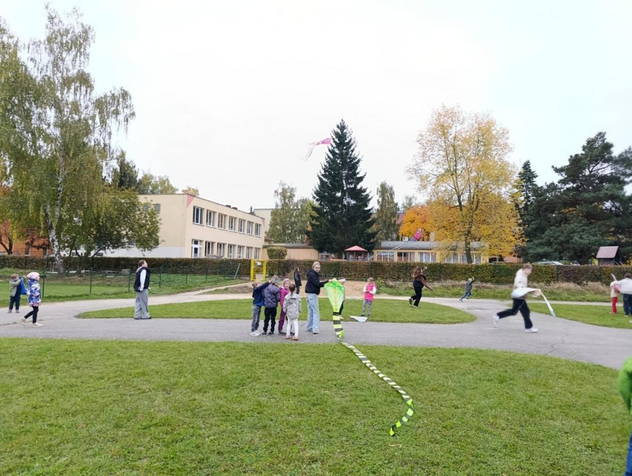 Pouštění draků s deváťáky 1.C