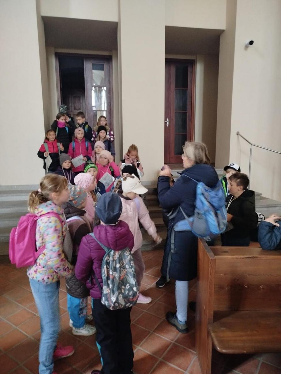 Vycházka „Od brány k bráně“ 3.A