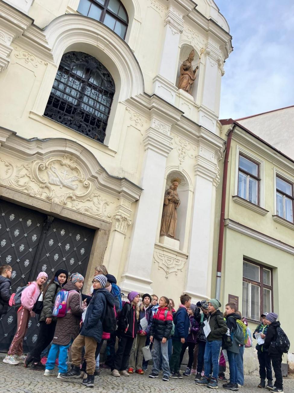 Vycházka „Od brány k bráně“ 3.A