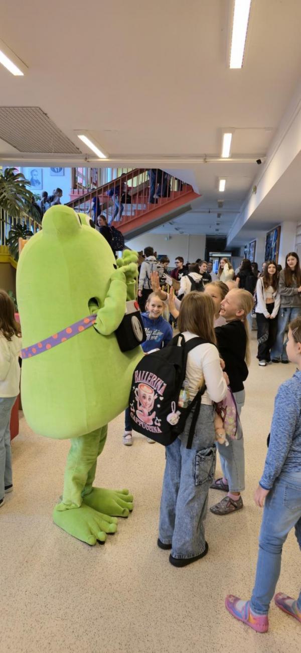 Žabák Cvaky Cvak navštívil naši školu