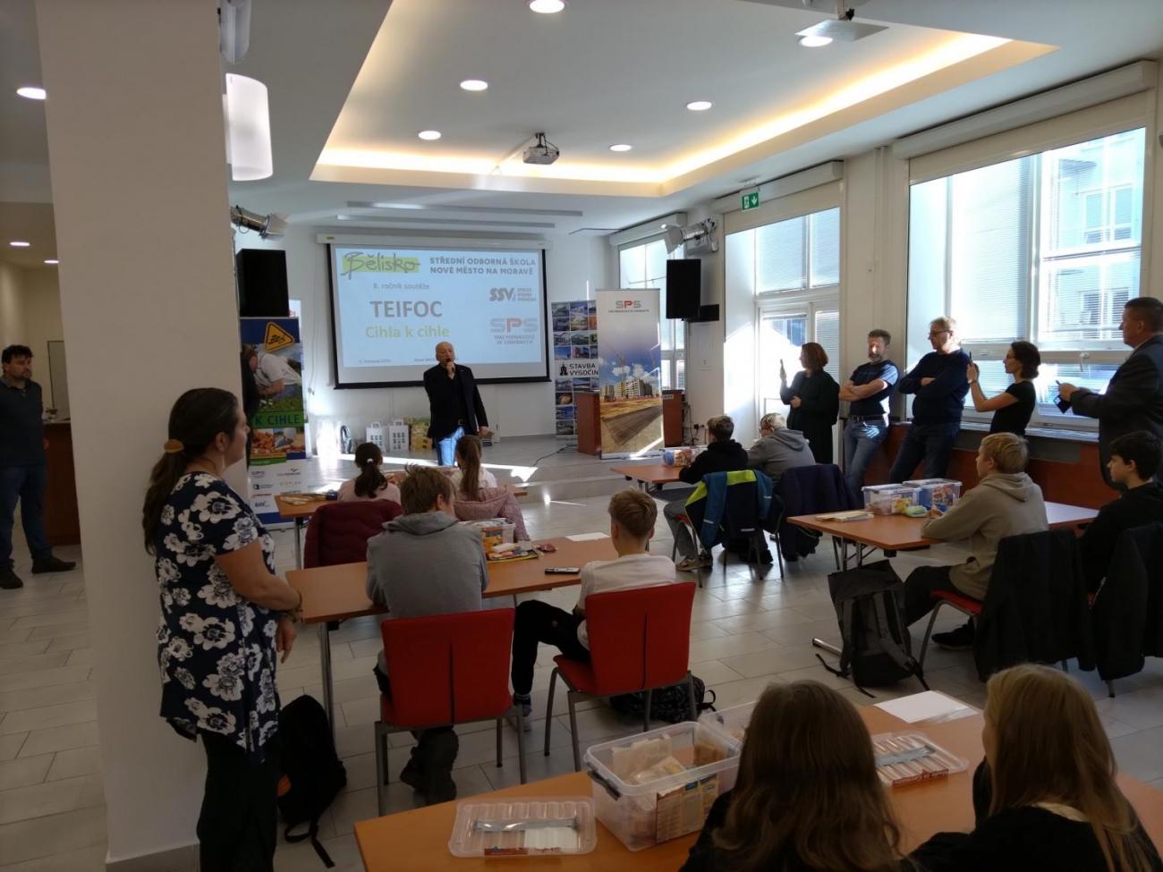 Krajská soutěž Cihla k cihle 