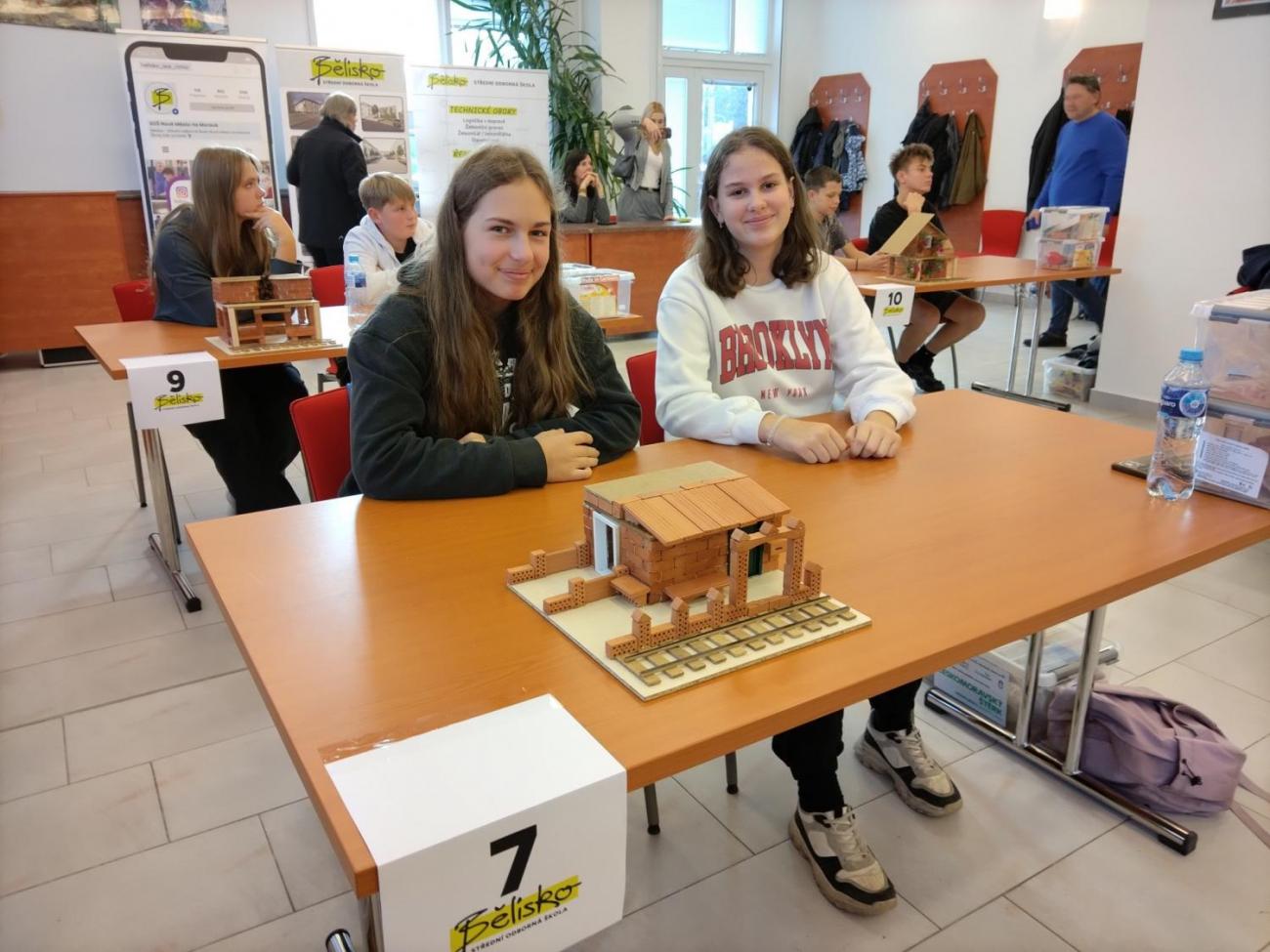 Krajská soutěž Cihla k cihle 