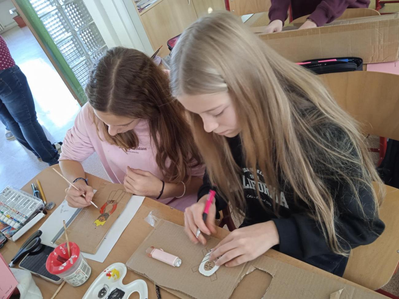 Veletrh zdraví - badatelská dílna: Tajemství figurek z betlémů v Třešti