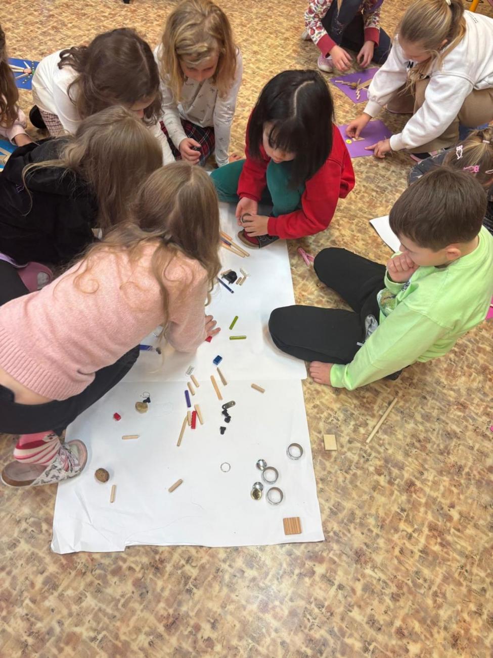 Vánoční program s paní Pitrovou z OGV  2.B