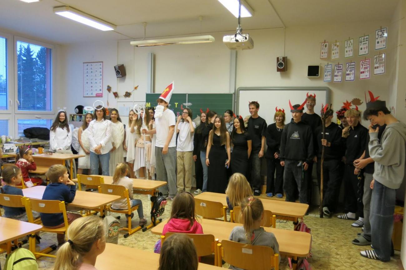 Mikulášská nadílka u prvňáčků