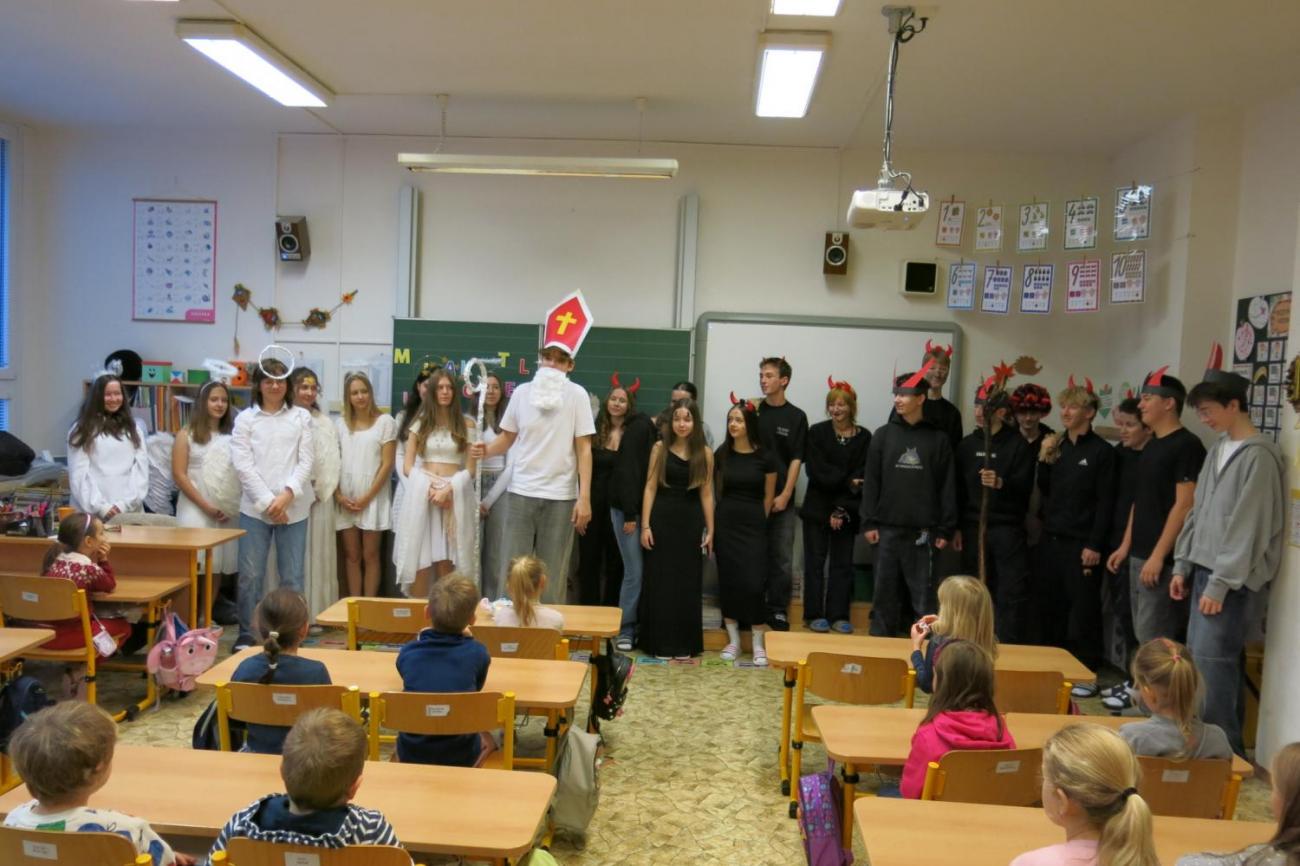 Mikulášská nadílka u prvňáčků