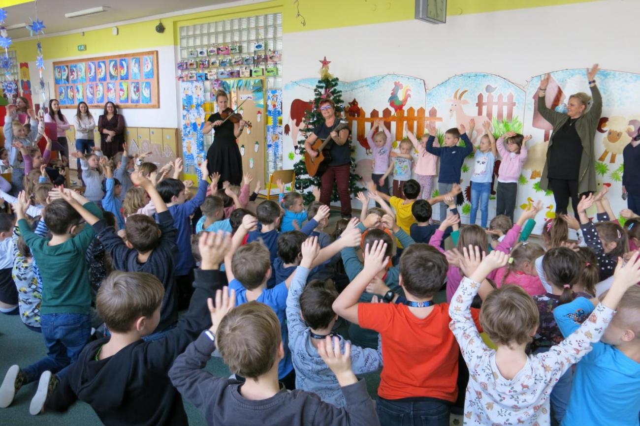 Předvánoční setkání s „Koťaty“ z MŠ Mašinka