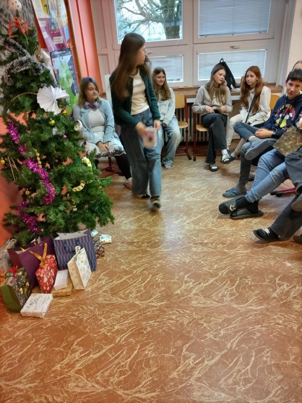 Vánoční besídka  7. D