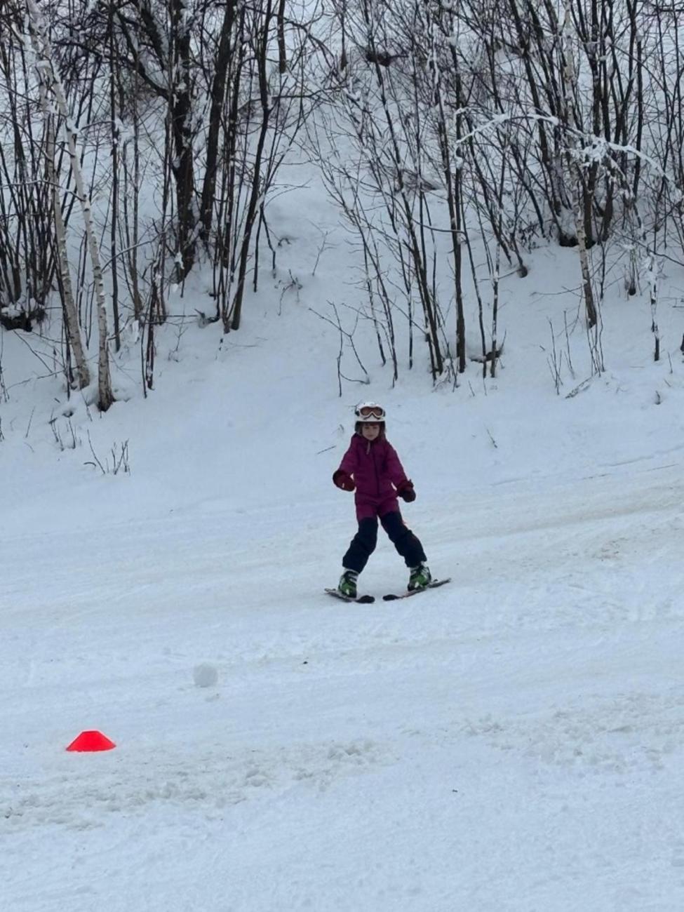 Den plný lyžování