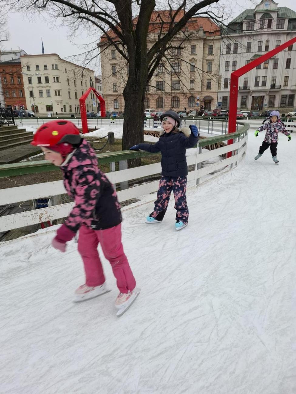 Konec bruslařské sezóny 2.B